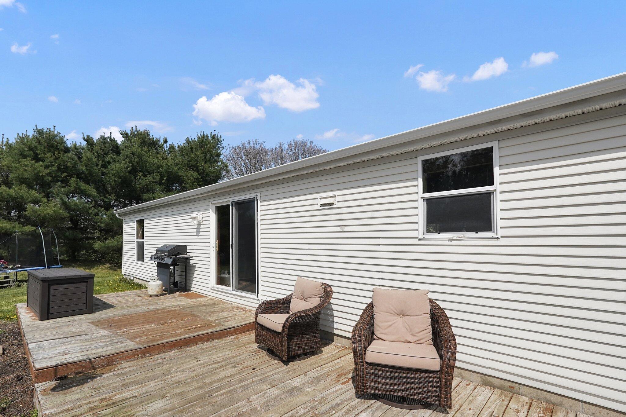 7020 York Road Southwest Pataskala, OH 43062 - Photo 21 of 27 Deck