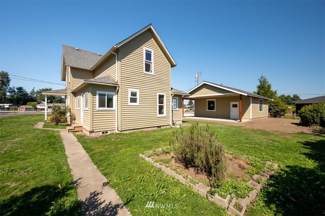 101 Emerson Road Everson, WA 98247 - Photo 2 of 35