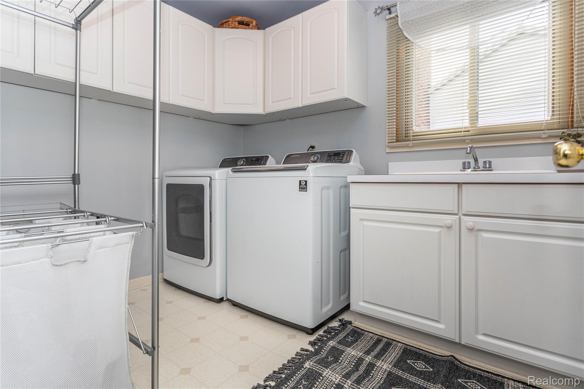 6670 Fox Hills Road Canton, MI 48187 - Photo 20 of 44 19.jpg
