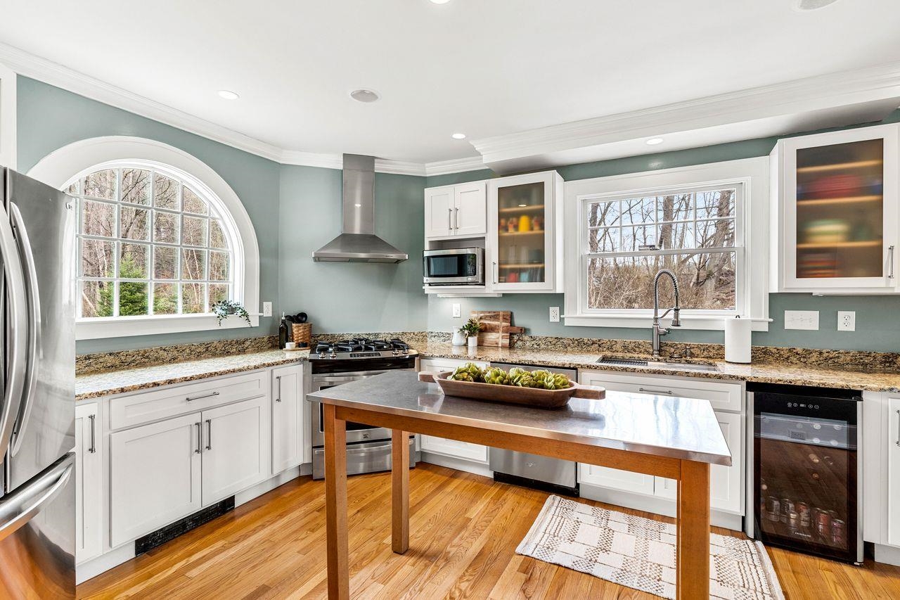 483 Walnut Street Manchester, NH 03104 - Photo 18 of 58