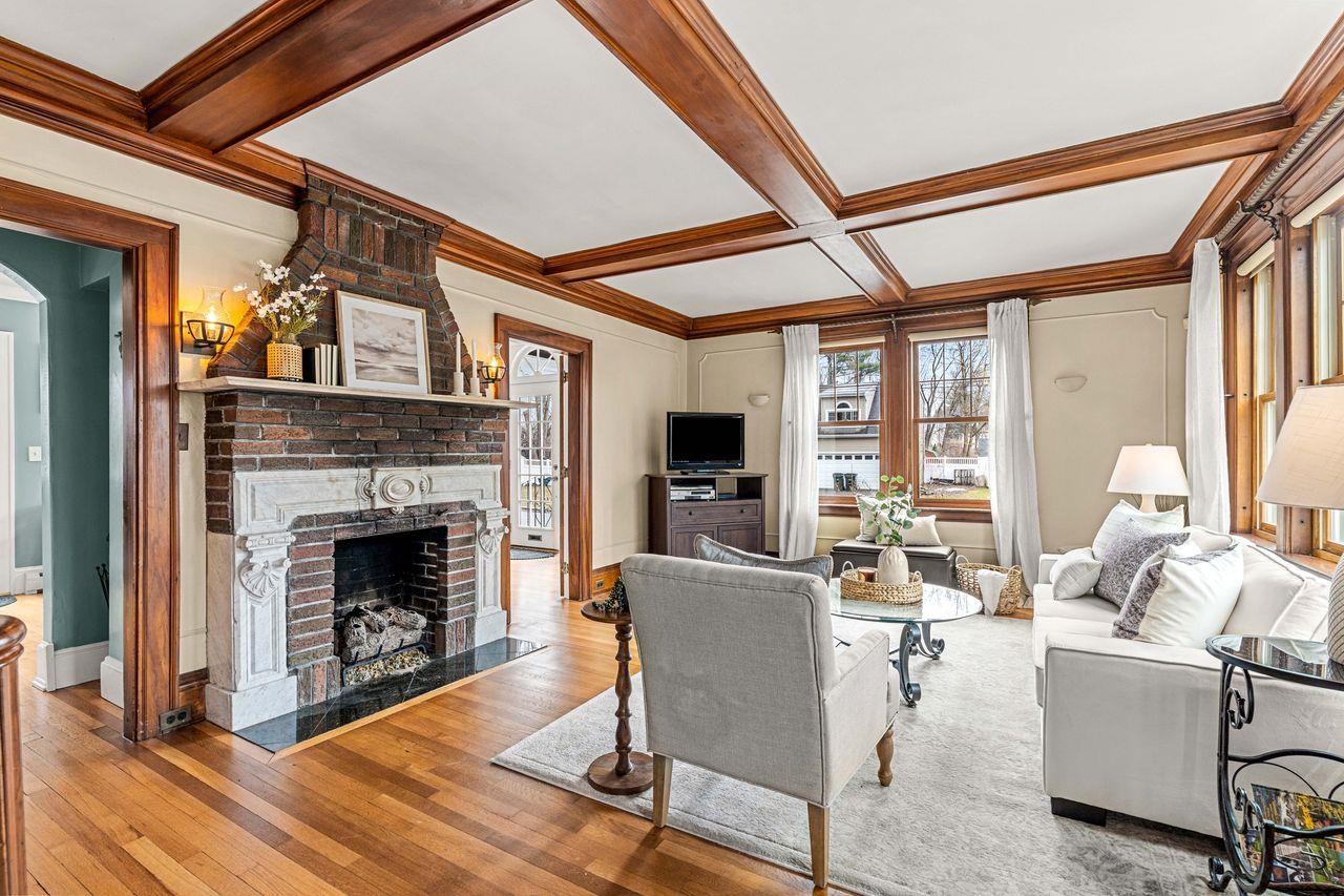 483 Walnut Street Manchester, NH 03104 - Photo 28 of 58