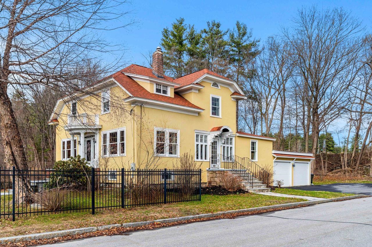 483 Walnut Street Manchester, NH 03104 - Photo 3 of 58