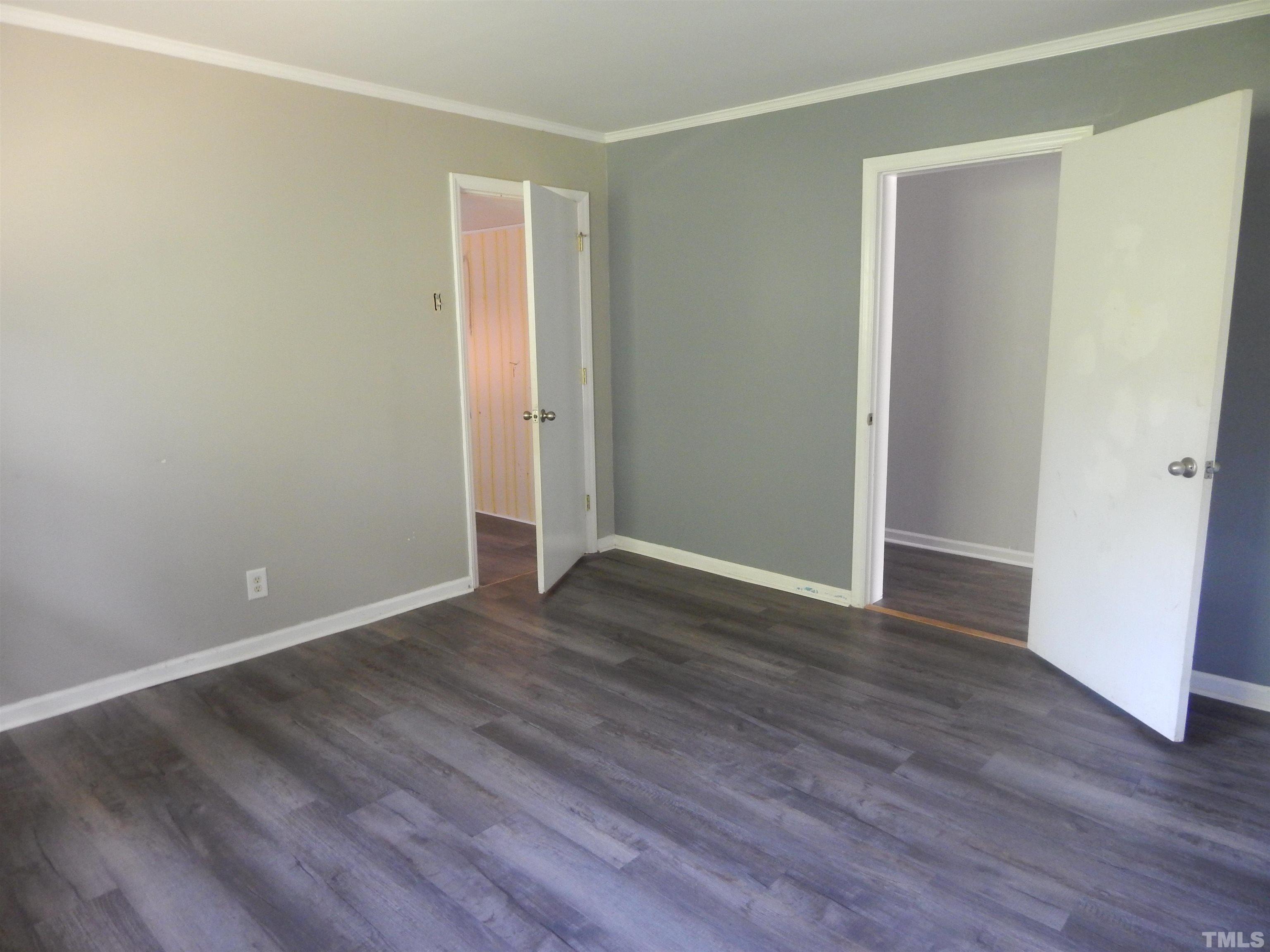 1500 Erwin Road Dunn, NC 28334 - Photo 10 of 13 Gallery Image 10