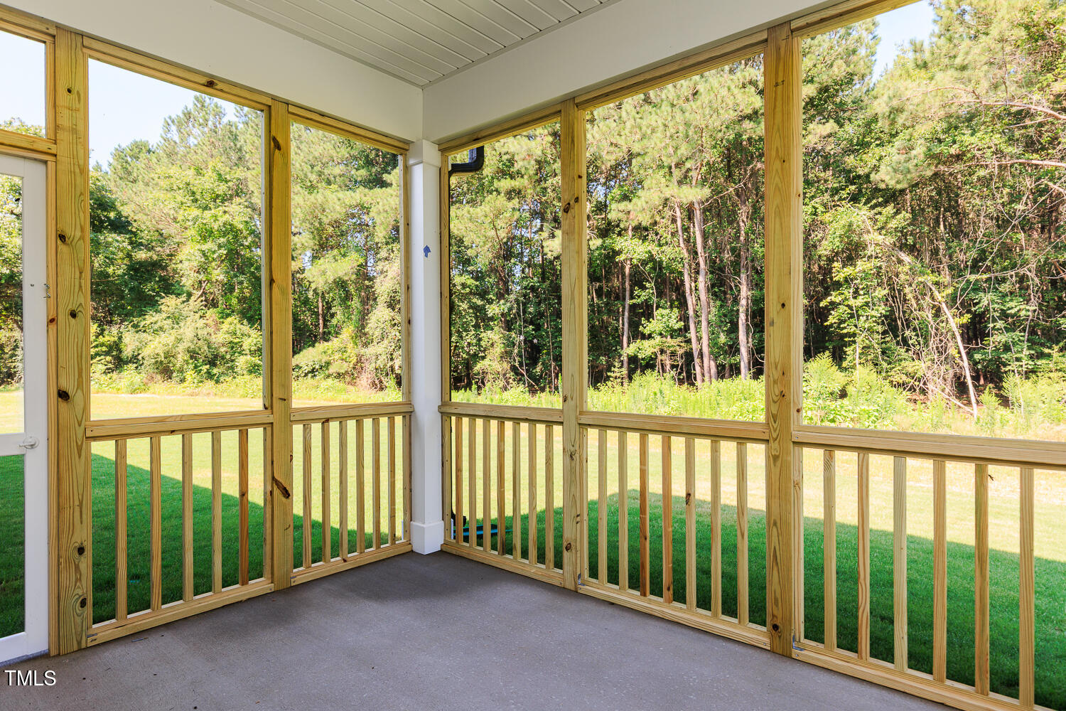 283 Golfview Avenue Four Oaks, NC 27524 - Photo 6 of 25 a view of a porch