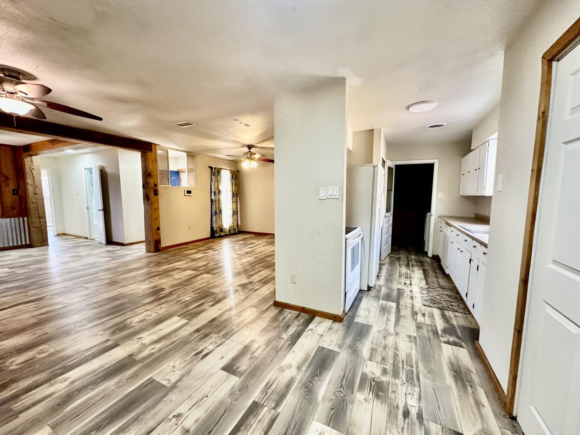 408 Mohawk Drive Post, TX 79356 - Photo 11 of 22 11