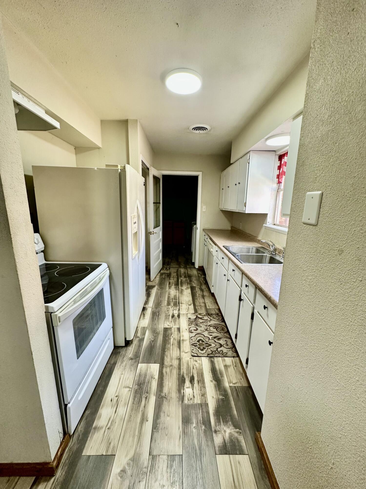 408 Mohawk Drive Post, TX 79356 - Photo 9 of 22 9