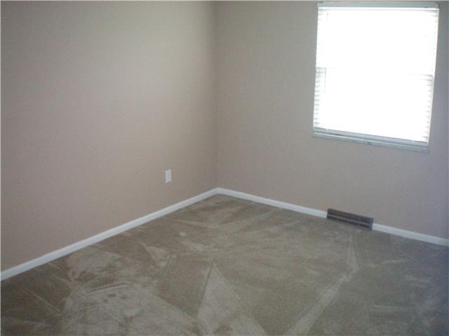 5516 Cedarbush Road Columbus, OH 43229 - Photo 18 of 25 Gallery Image 18