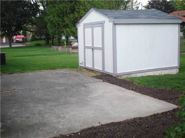 5516 Cedarbush Road Columbus, OH 43229 - Photo 21 of 25 Gallery Image 21