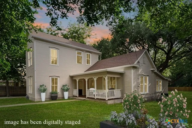 $355,000 | 114 North College Street, Gonzales, TX 78629