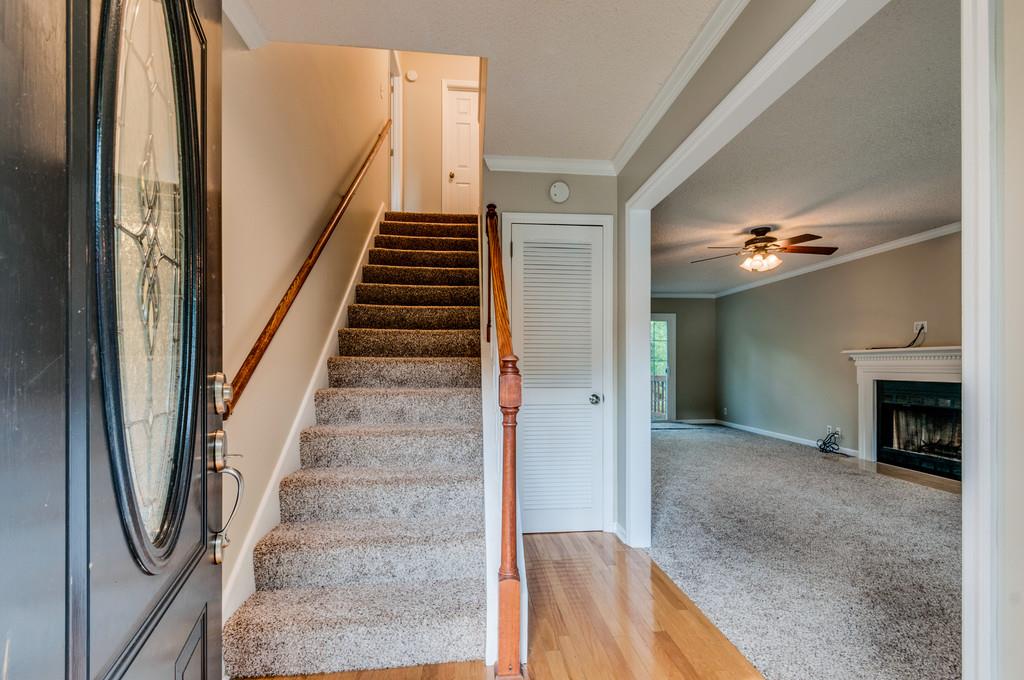 4940 Yorkshire Road Nashville, TN 37211 - Photo 3 of 25 Gallery Image 3