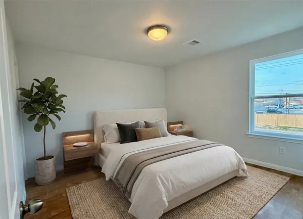 $2,225 | 6159 El Granate Drive, Houston, TX 77048