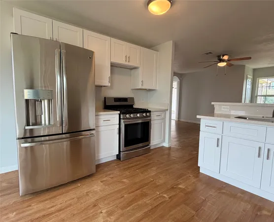 $2,225 | 6159 El Granate Drive, Houston, TX 77048