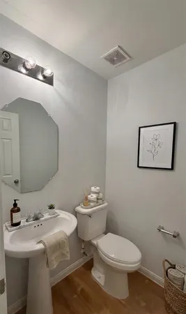 $2,225 | 6159 El Granate Drive, Houston, TX 77048