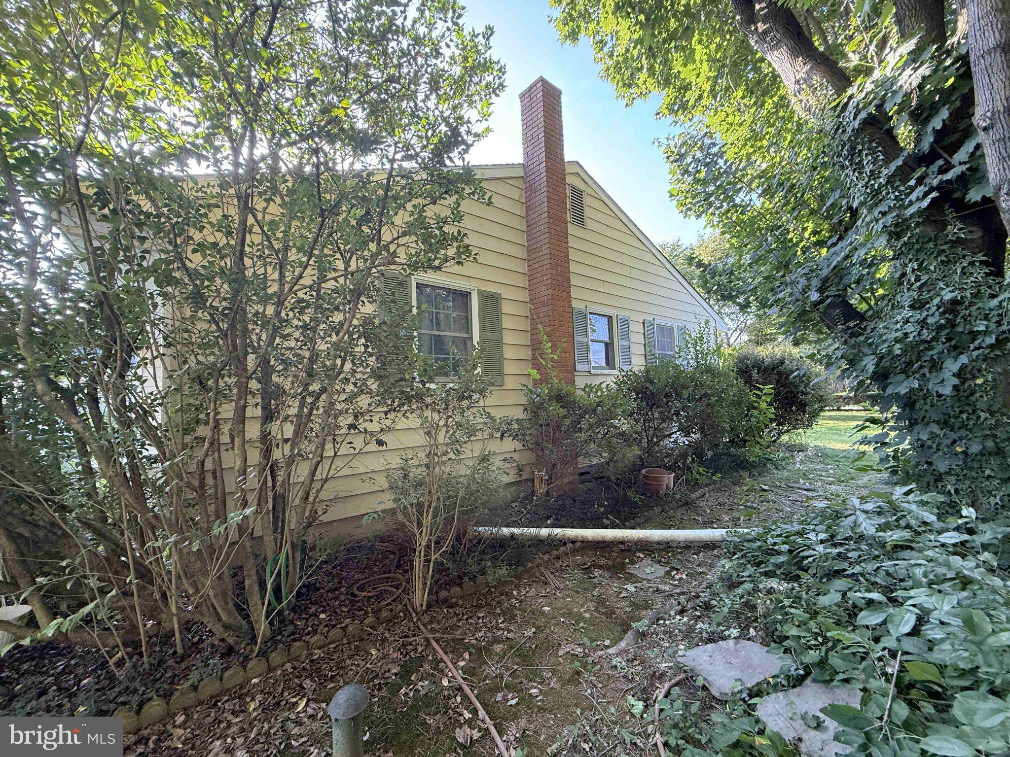 642 Forest Grove Road Vineland, NJ 08360 - Photo 29 of 33 Side of Home