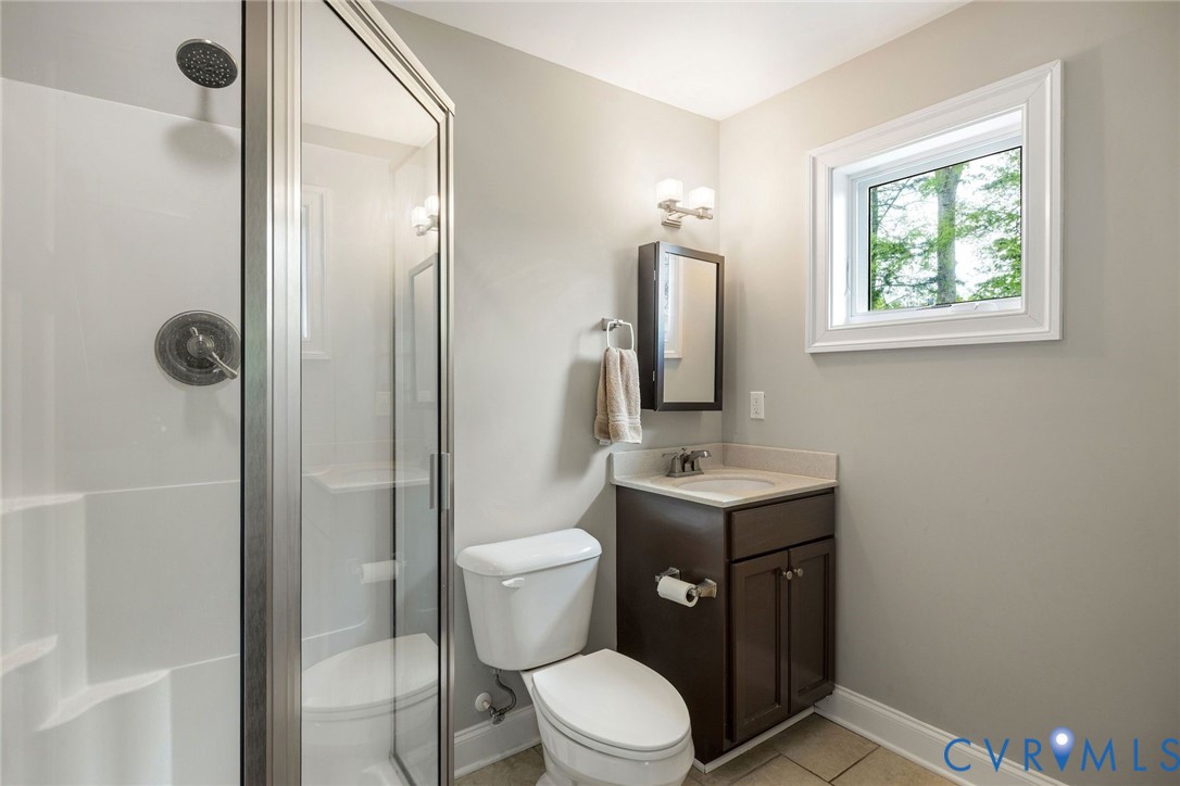 328 South Gaskins Road Henrico, VA 23238 - Photo 43 of 66 Au pair suite bathoom