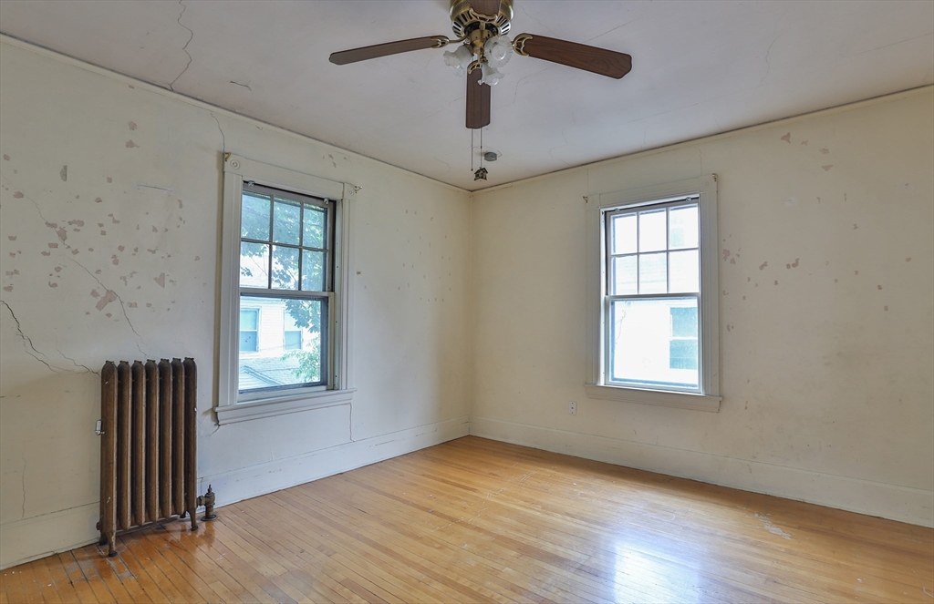 4 Trowbridge Road Worcester, MA 01609 - Photo 21 of 25