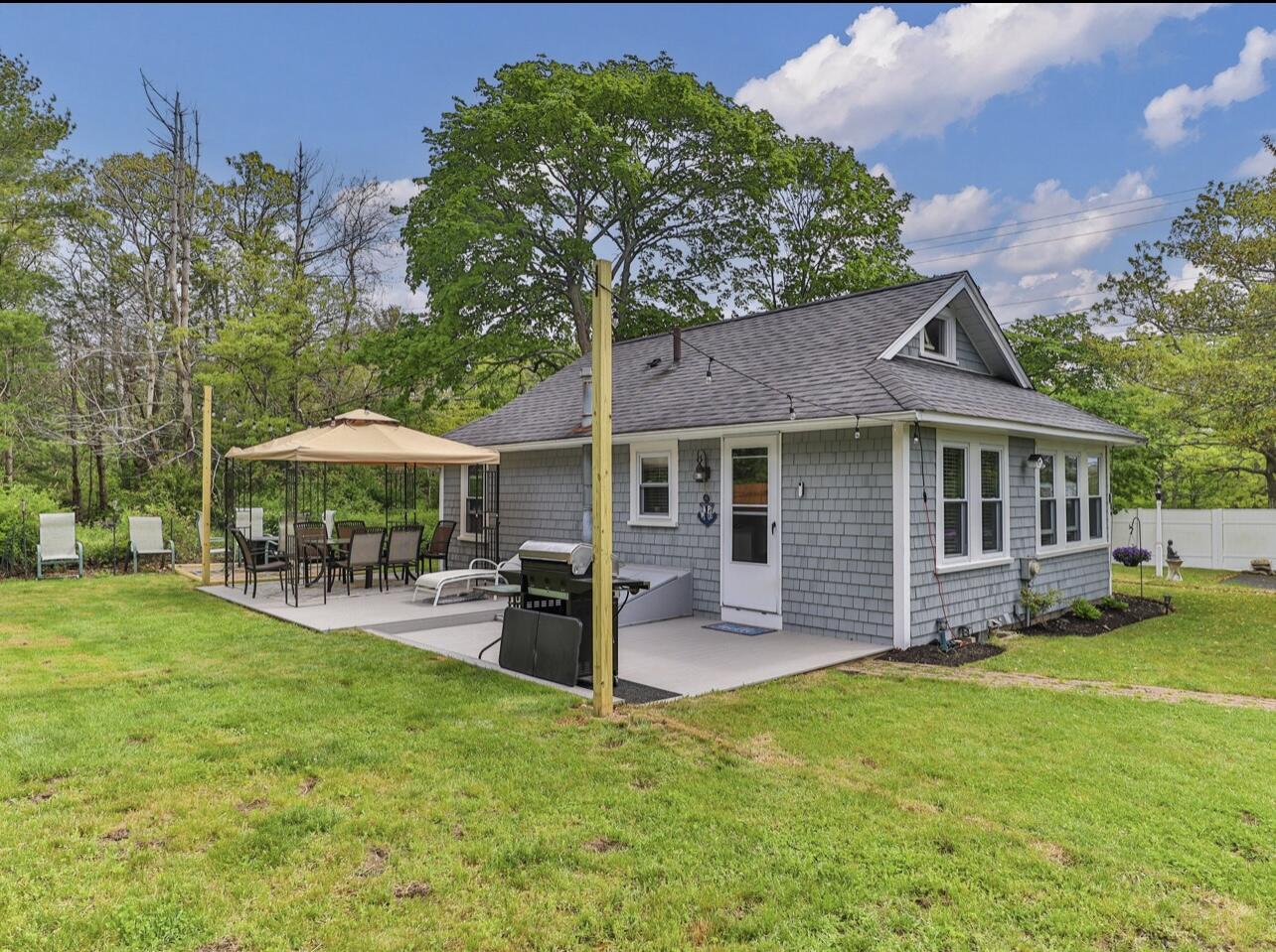 283 Old Stage Road Centerville, MA 02632 - Photo 2 of 23 IMG_6493