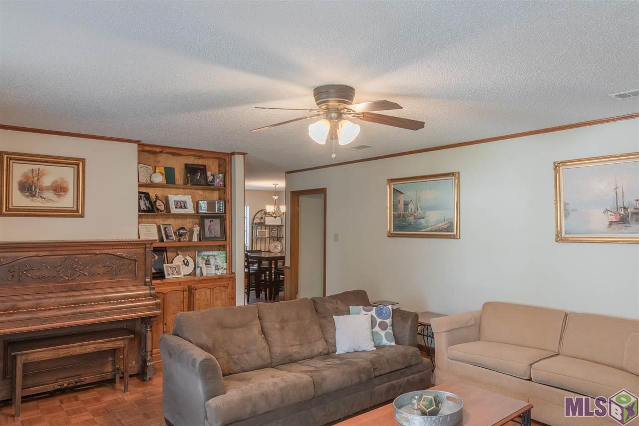1627 Stonegate Court Baton Rouge, LA 70815 - Photo 4 of 16