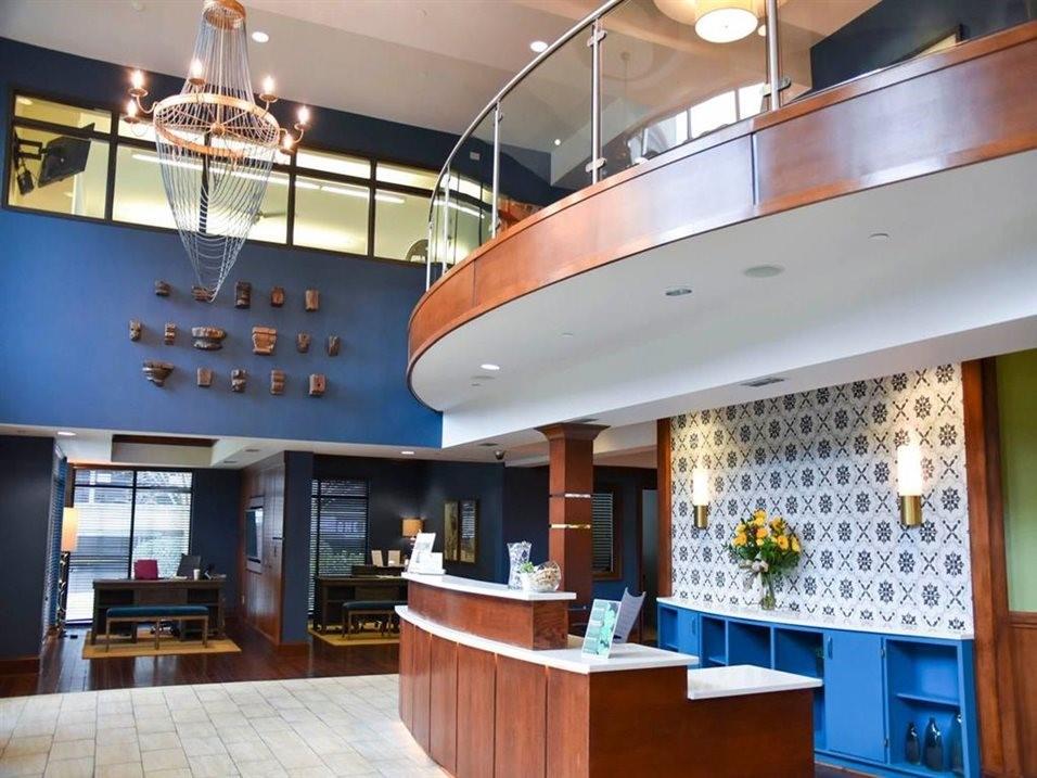 92 West Paces Ferry Road Northwest, Unit 8007 Atlanta, GA 30305 - Photo 44 of 49 a living room with fireplace furniture and a flat screen tv