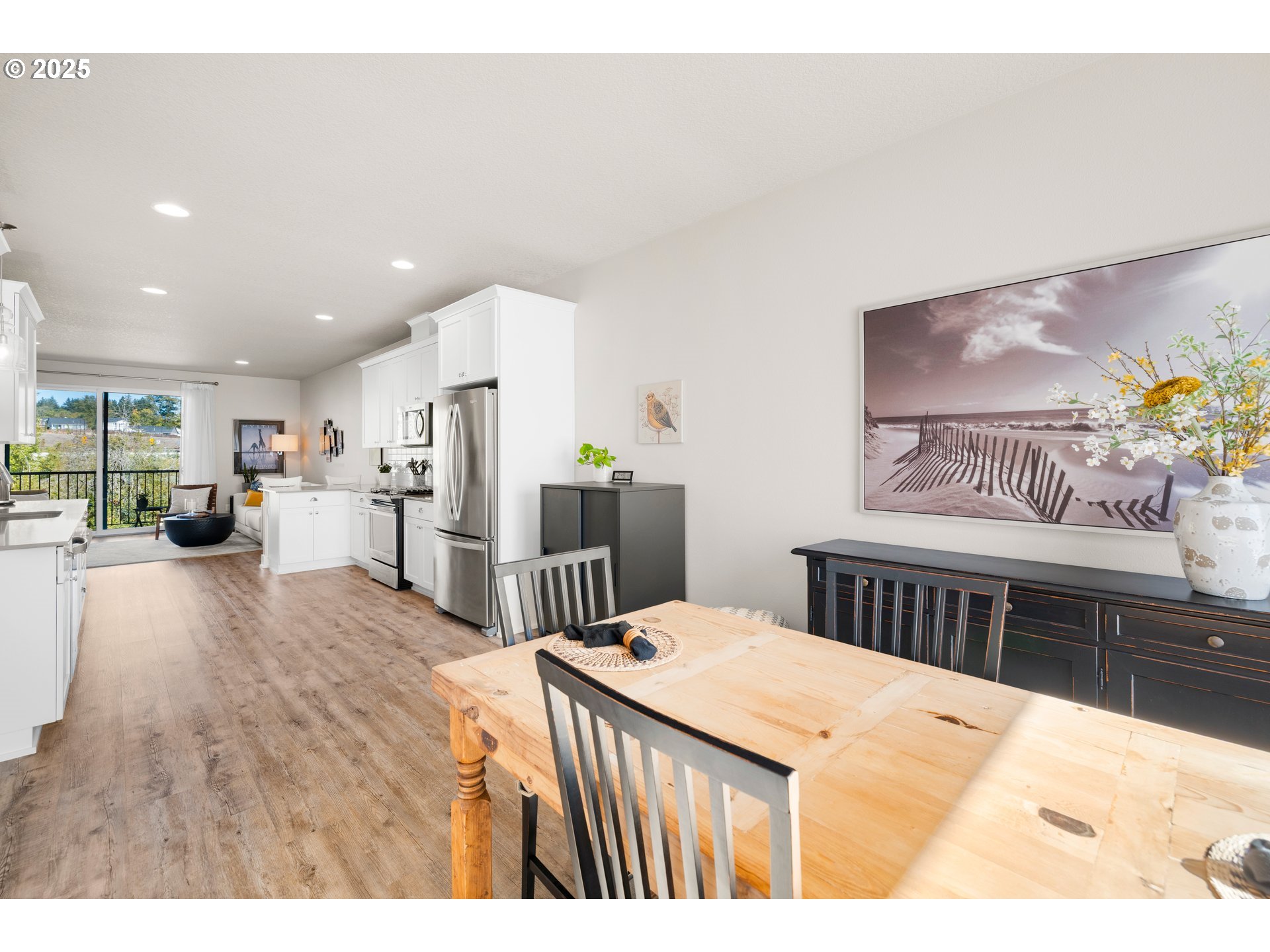 12524 Southwest 171st Terrace Beaverton, OR 97007 - Photo 15 of 40 a view of kitchen with furniture and refrigerator