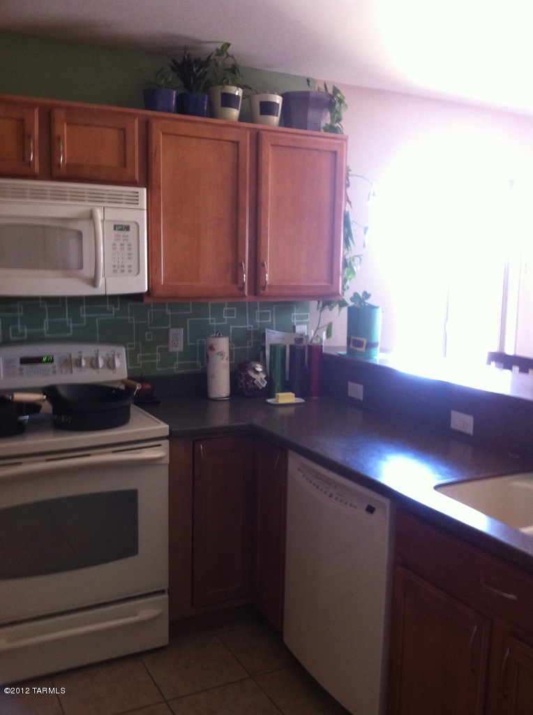 6610 East Bambino Road Tucson, AZ 85756 - Photo 5 of 11