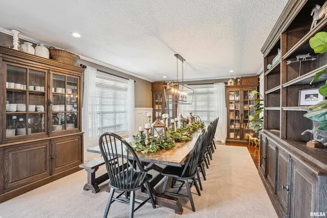 $799,000 | 1389 260th Avenue, Delmar, IA 52037