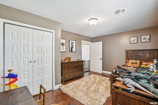 $799,000 | 1389 260th Avenue, Delmar, IA 52037