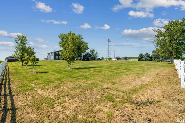 $799,000 | 1389 260th Avenue, Delmar, IA 52037