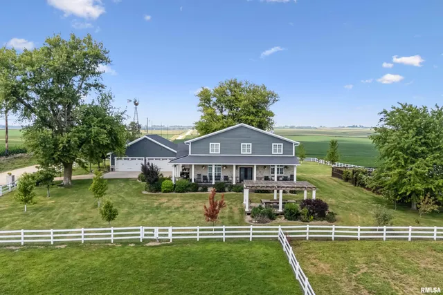 $799,000 | 1389 260th Avenue, Delmar, IA 52037