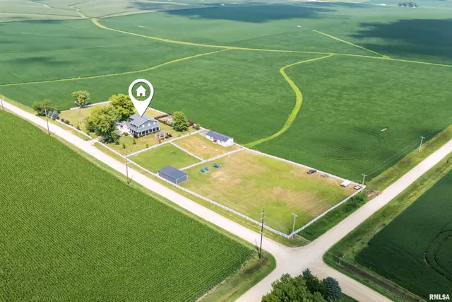 $799,000 | 1389 260th Avenue, Delmar, IA 52037