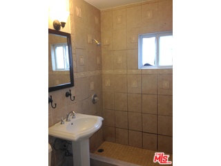 433 Manitoba Street Playa del Rey, CA 90293 - Photo 7 of 18 Gallery Image 7