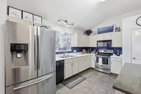 $328,900 | 4217 Broken Arrow Road, Fort Worth, TX 76137