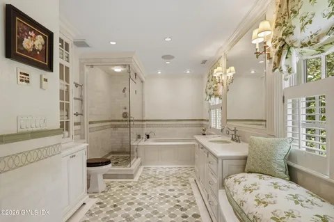 $7,995,000 | 115 Lower Cross Road, Greenwich, CT 06831