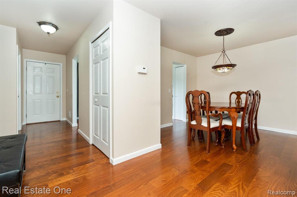 1370 Crescent Lane, Unit 302 Rochester Hills, MI 48306 - Photo 12 of 41