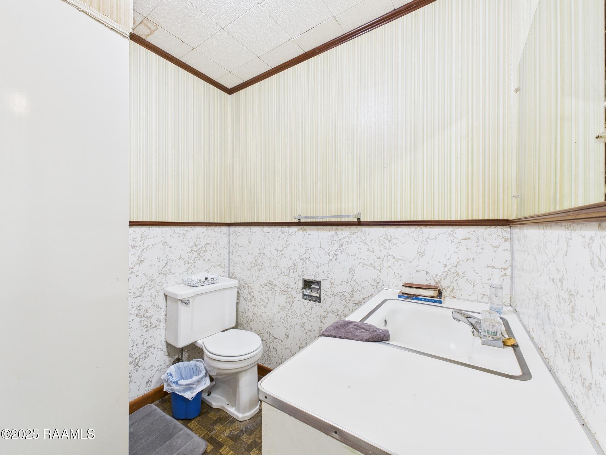 3556 Main Breaux Bridge Breaux Bridge, LA 70517 - Photo 11 of 29 CAM04246G0-PR0176-STILL011