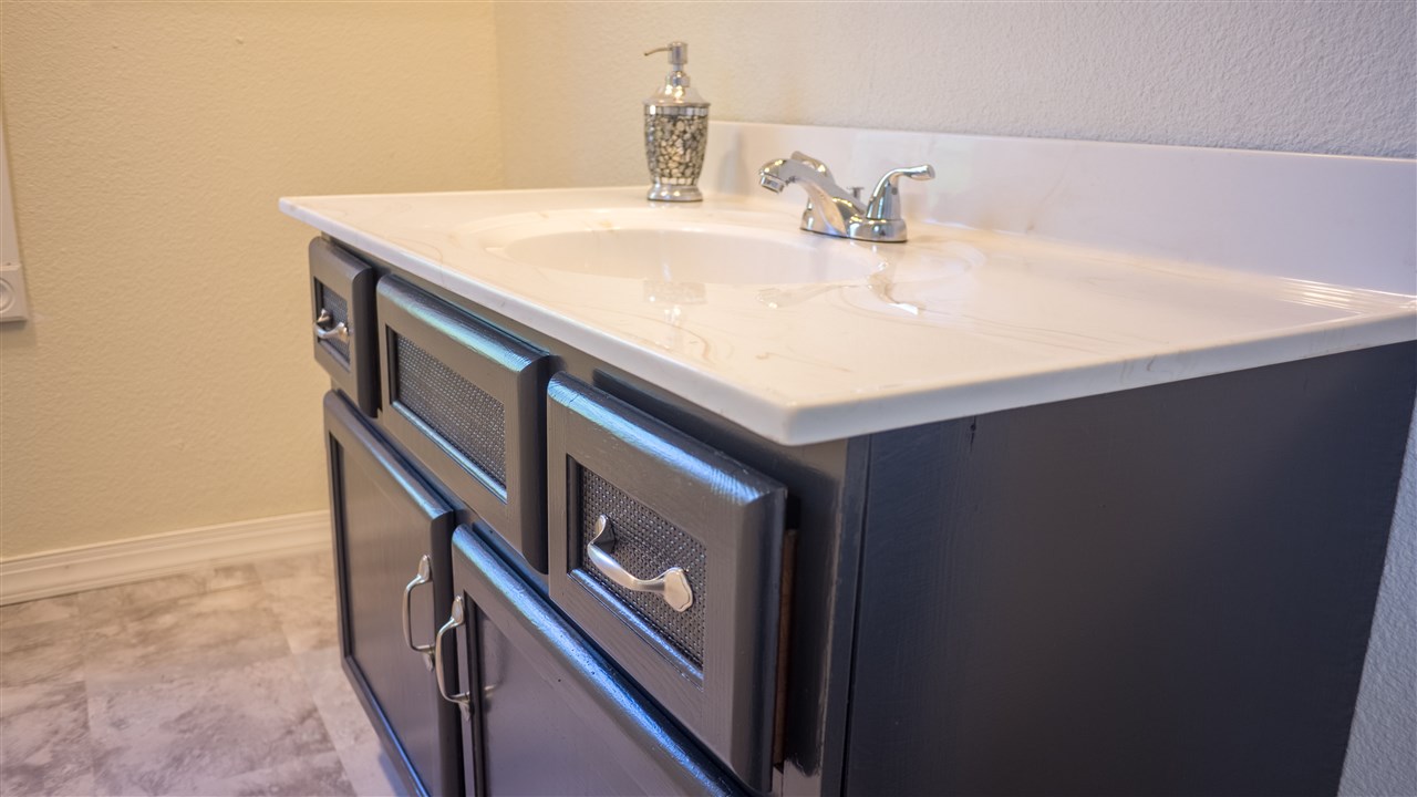 6199 Queen Road Plymouth, IN 46563 - Photo 9 of 23 Gallery Image 9