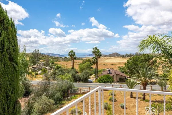 $999,500 | 28368 Rawlings Road, Hemet, CA 92544