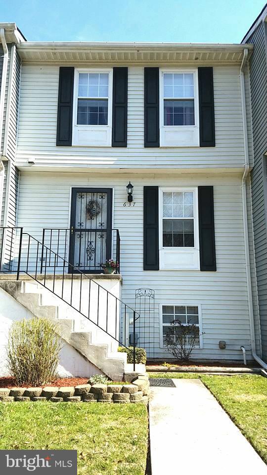 637 Nollmeyer Road Baltimore, MD 21220 - Photo 1 of 28 Clean curb appeal