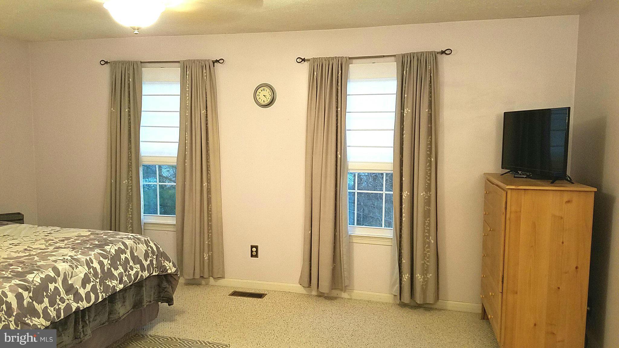 637 Nollmeyer Road Baltimore, MD 21220 - Photo 15 of 28 Bedroom (Master)