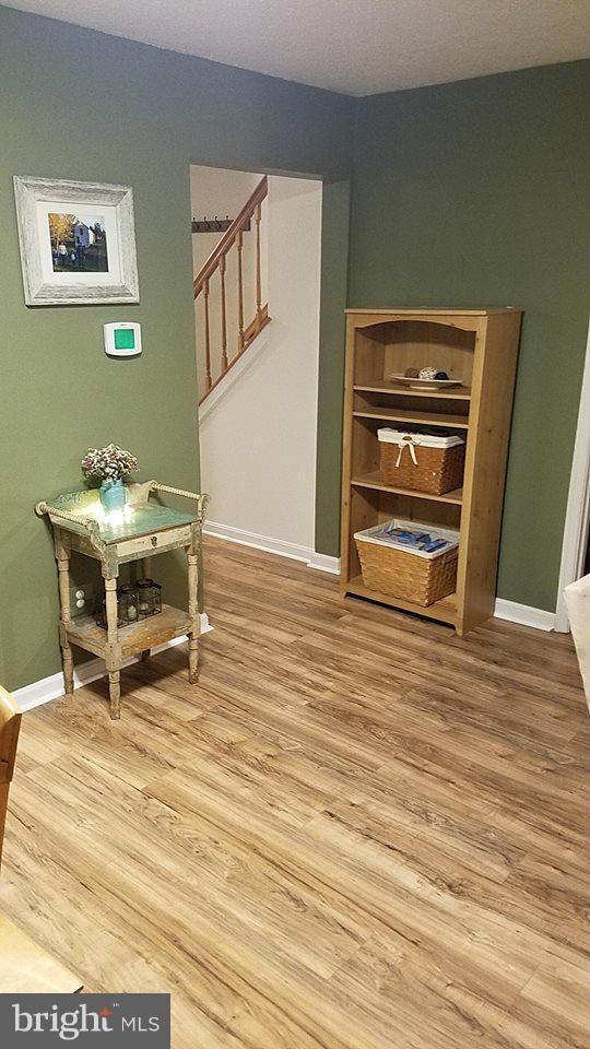 637 Nollmeyer Road Baltimore, MD 21220 - Photo 7 of 28 Dining Room
