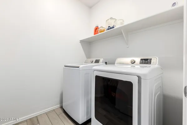 $469,990 | 7910 North 82nd Lane, Glendale, AZ 85303