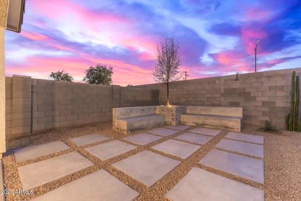 $469,990 | 7910 North 82nd Lane, Glendale, AZ 85303