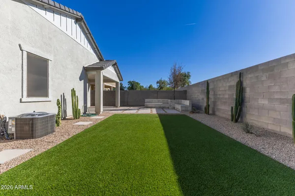 $469,990 | 7910 North 82nd Lane, Glendale, AZ 85303