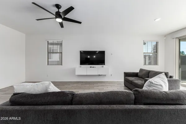 $469,990 | 7910 North 82nd Lane, Glendale, AZ 85303