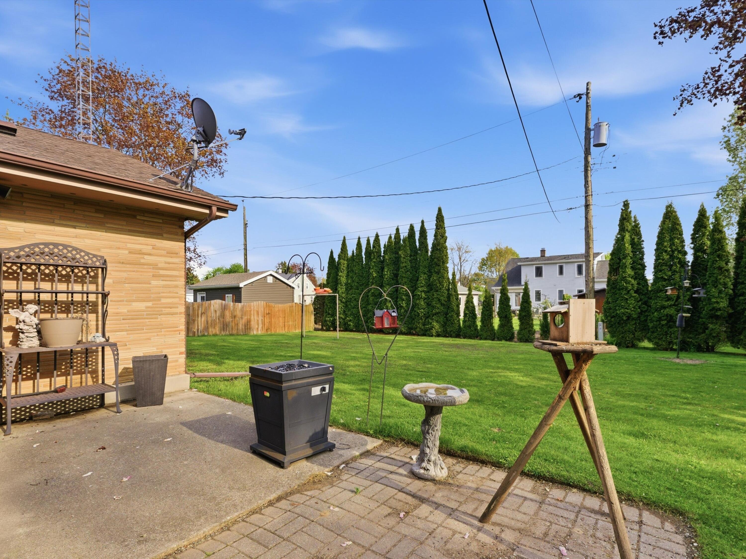 2211 Markham Street Manitowoc, WI 54220 - Photo 28 of 29 07-007_3079661_02166