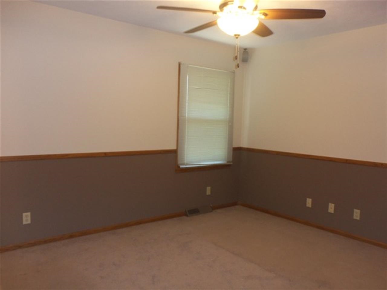 926 South Trainer Road Rockford, IL 61108 - Photo 11 of 23 Gallery Image 11