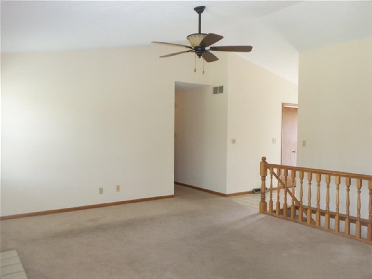 926 South Trainer Road Rockford, IL 61108 - Photo 13 of 23 Gallery Image 13