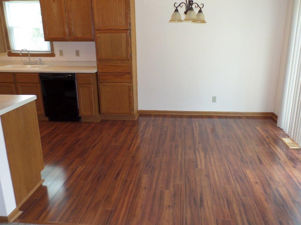926 South Trainer Road Rockford, IL 61108 - Photo 9 of 23 Gallery Image 9