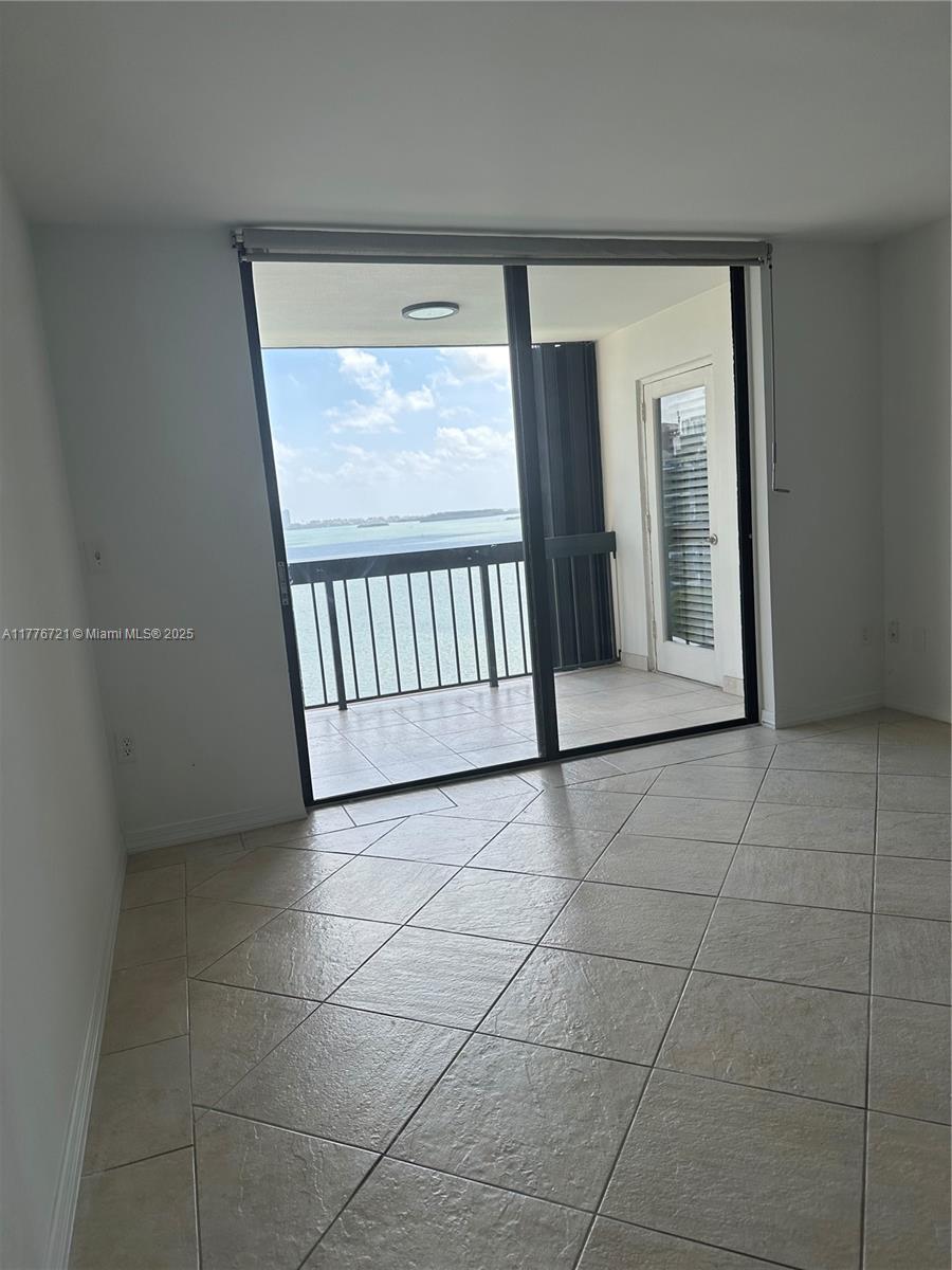2333 Brickell Avenue, Unit 1607 Miami, FL 33129 - Photo 6 of 9
