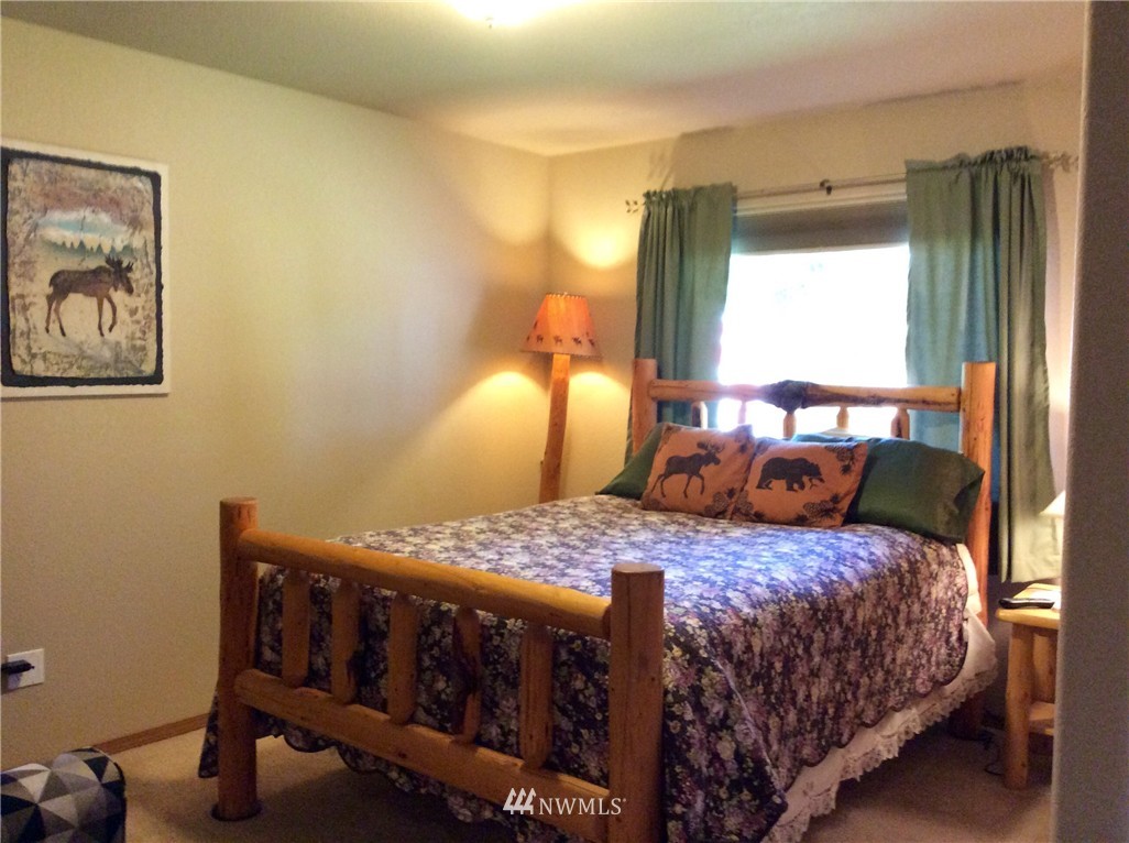9743 178th Way Southwest Rochester, WA 98579 - Photo 11 of 25